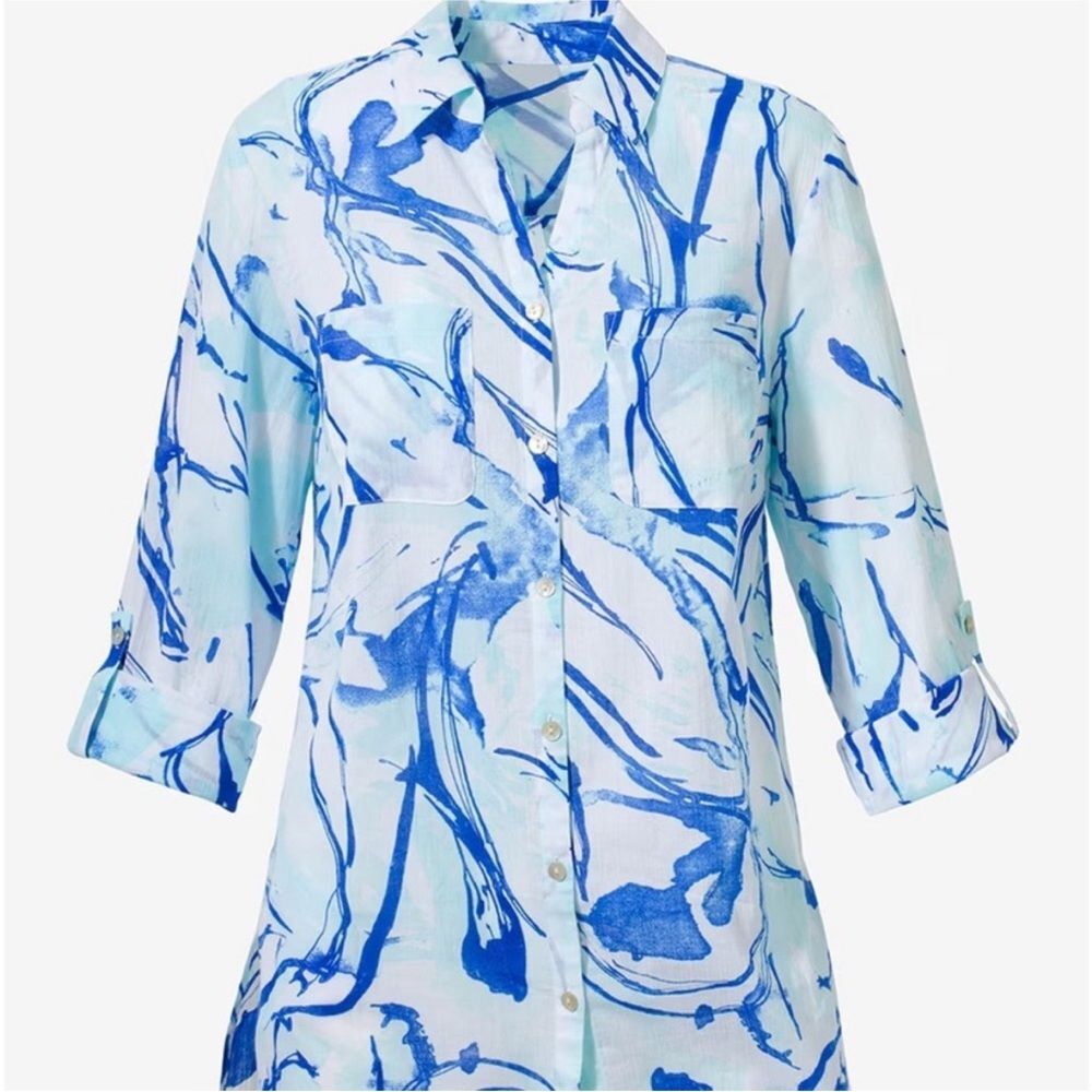 Chico’s Blue & White Swirl Watercolor Rolltab Sleeve Button Down Size 1 (US M)